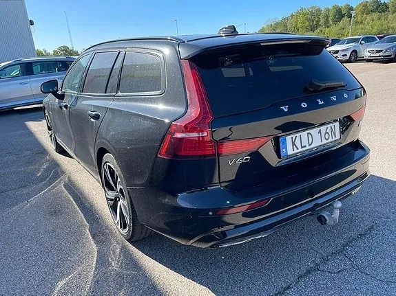 Volvo V60 2023 photo 4