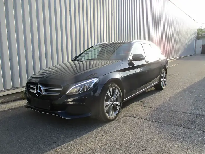 Mercedes-Benz C-Class 2017 photo 2