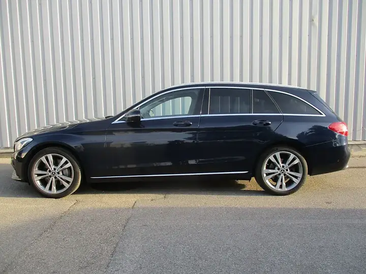 Mercedes-Benz C-Class 2017 photo 3