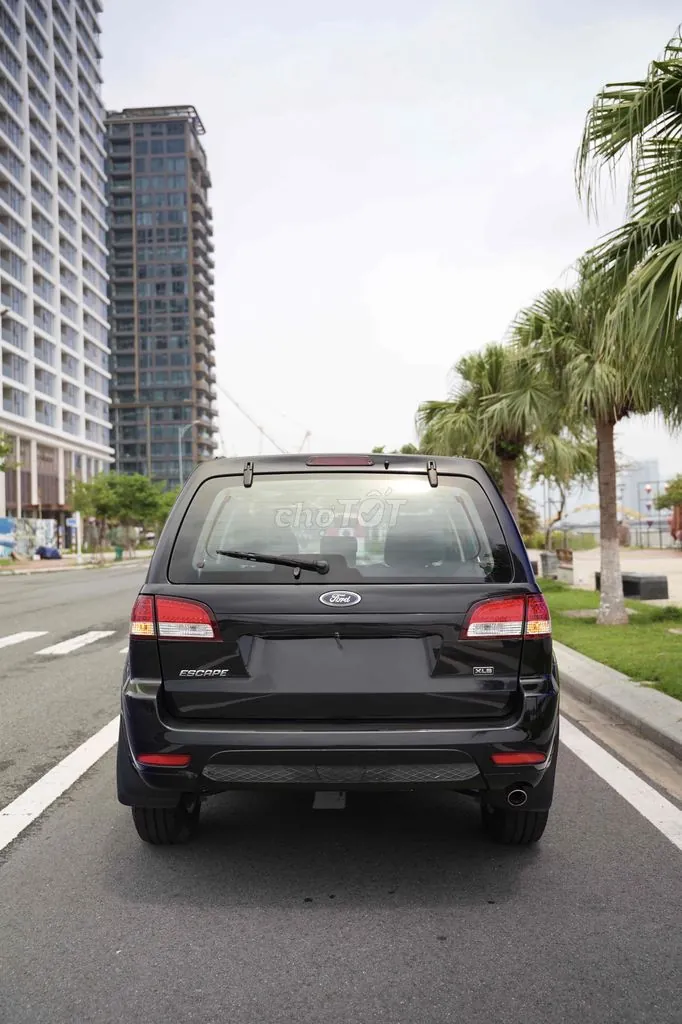 Ford Escape 2013 photo 3