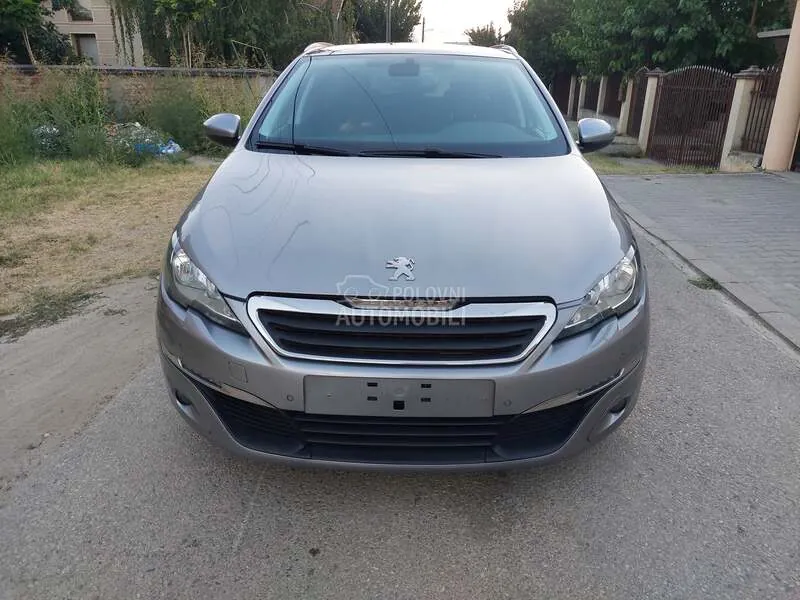 Peugeot 308 2015 photo 5
