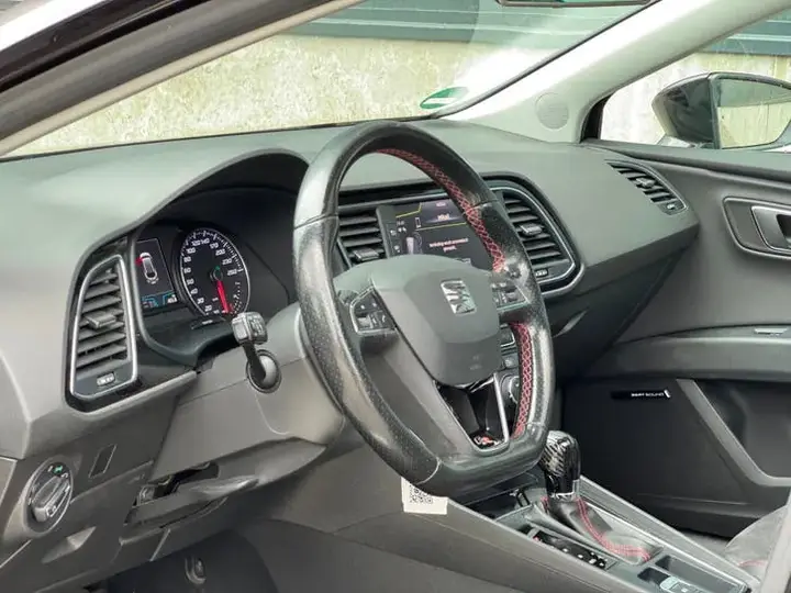 Seat Leon 2017 photo 3