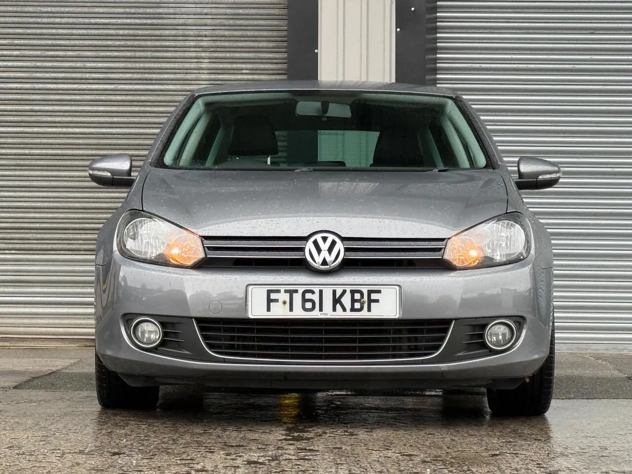 Volkswagen Golf 2011 photo 2