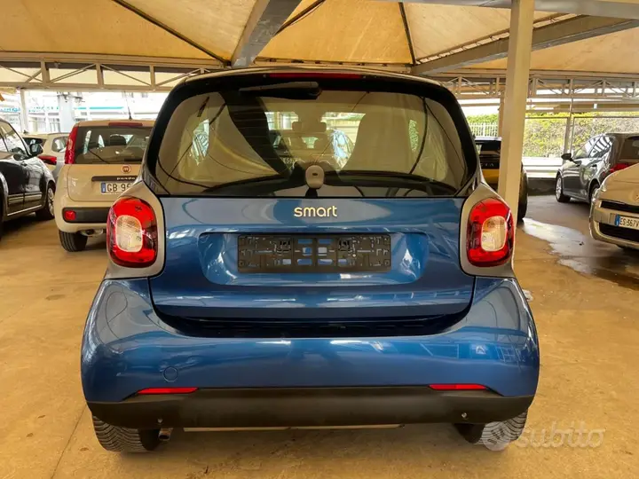 Smart Fortwo 2018 photo 5
