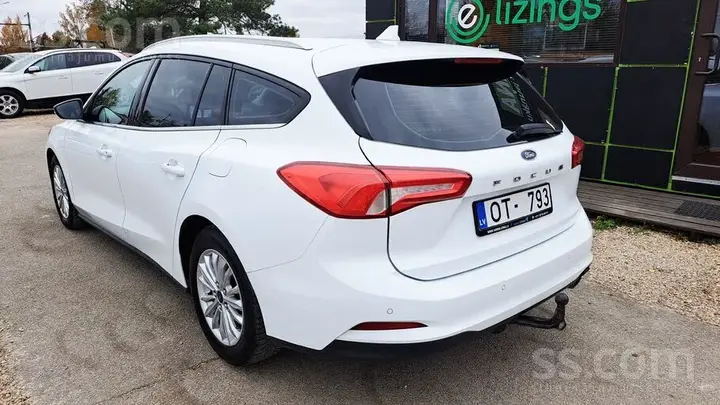 Ford Focus 2019 photo 4