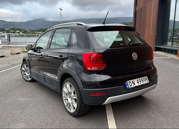Volkswagen Polo Cross 2010 photo 5