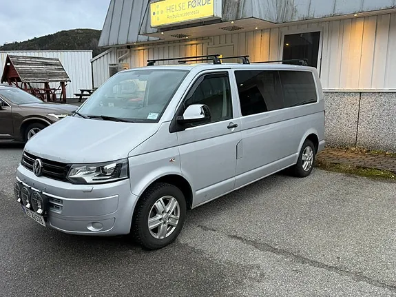 Volkswagen Caravelle 2014 photo 2