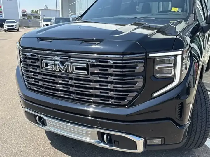 GMC Sierra 1500 2026 photo 3