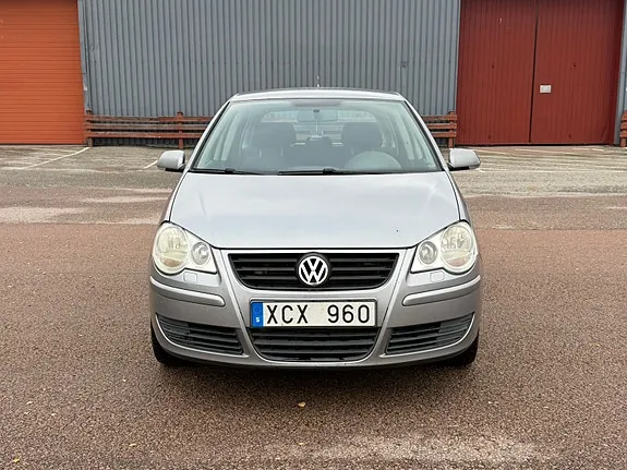 Volkswagen Polo 2006 photo 2