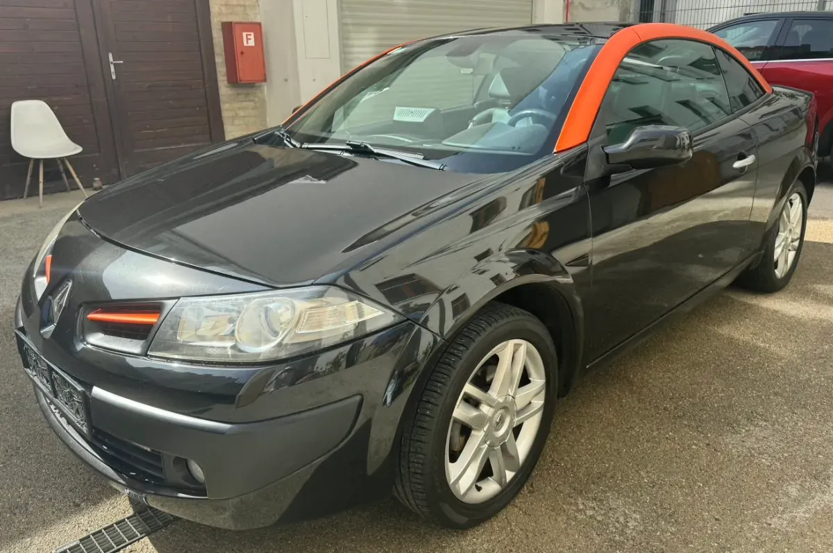 Renault Mégane 2009 photo 2