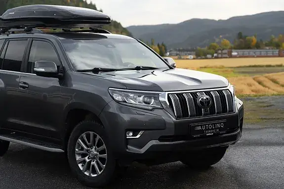 Toyota Land Cruiser 2019 photo 2