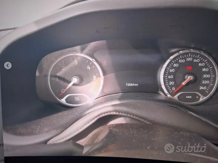 Jeep Renegade 2023 photo 4