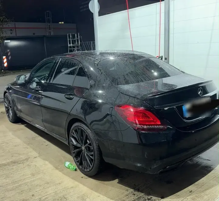 Mercedes-Benz C 220D