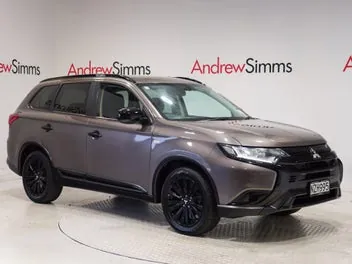 Mitsubishi Outlander 2021 photo 2