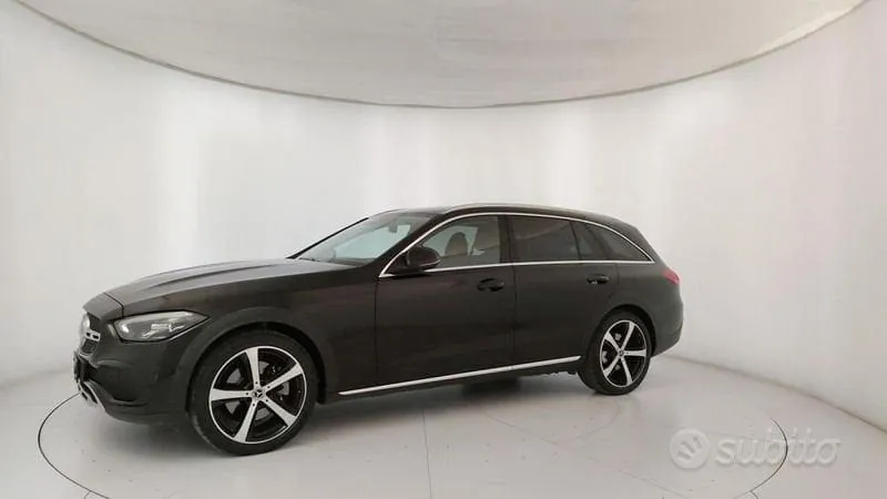Mercedes-Benz C 2023 photo 2