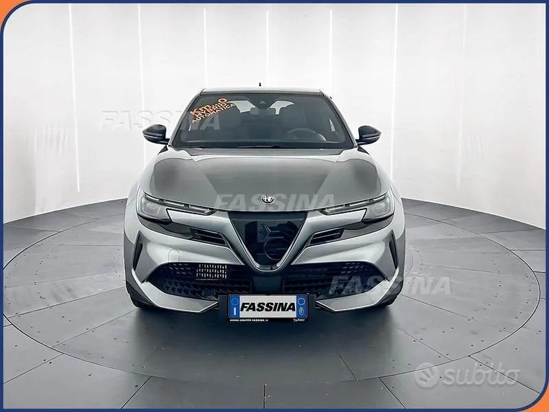 Alfa Romeo Junior 2026 photo 2