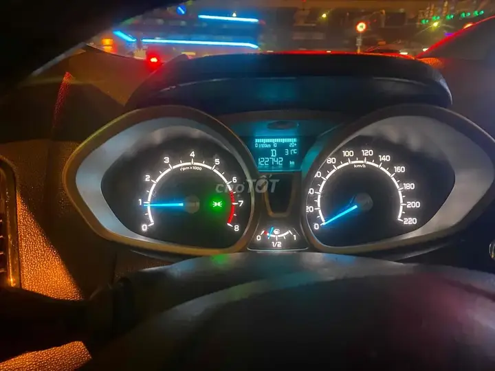 Ford Ecosport 2016 photo 5