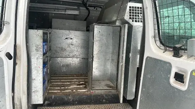 Ford E-Series Van 2010 photo 5