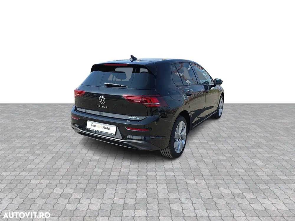 Volkswagen Golf 2026 photo 5