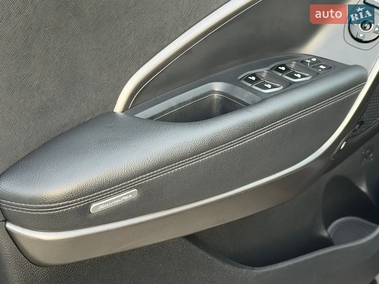 Hyundai Santa Fe 2016 photo 3