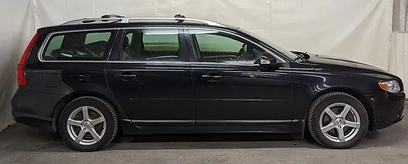 Volvo V70 2009 photo 3