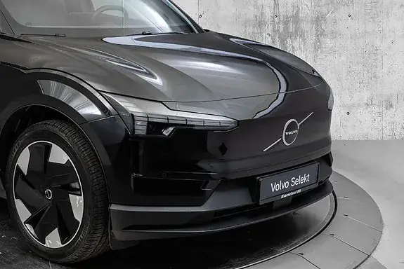 Volvo Ex30 2025 photo 2