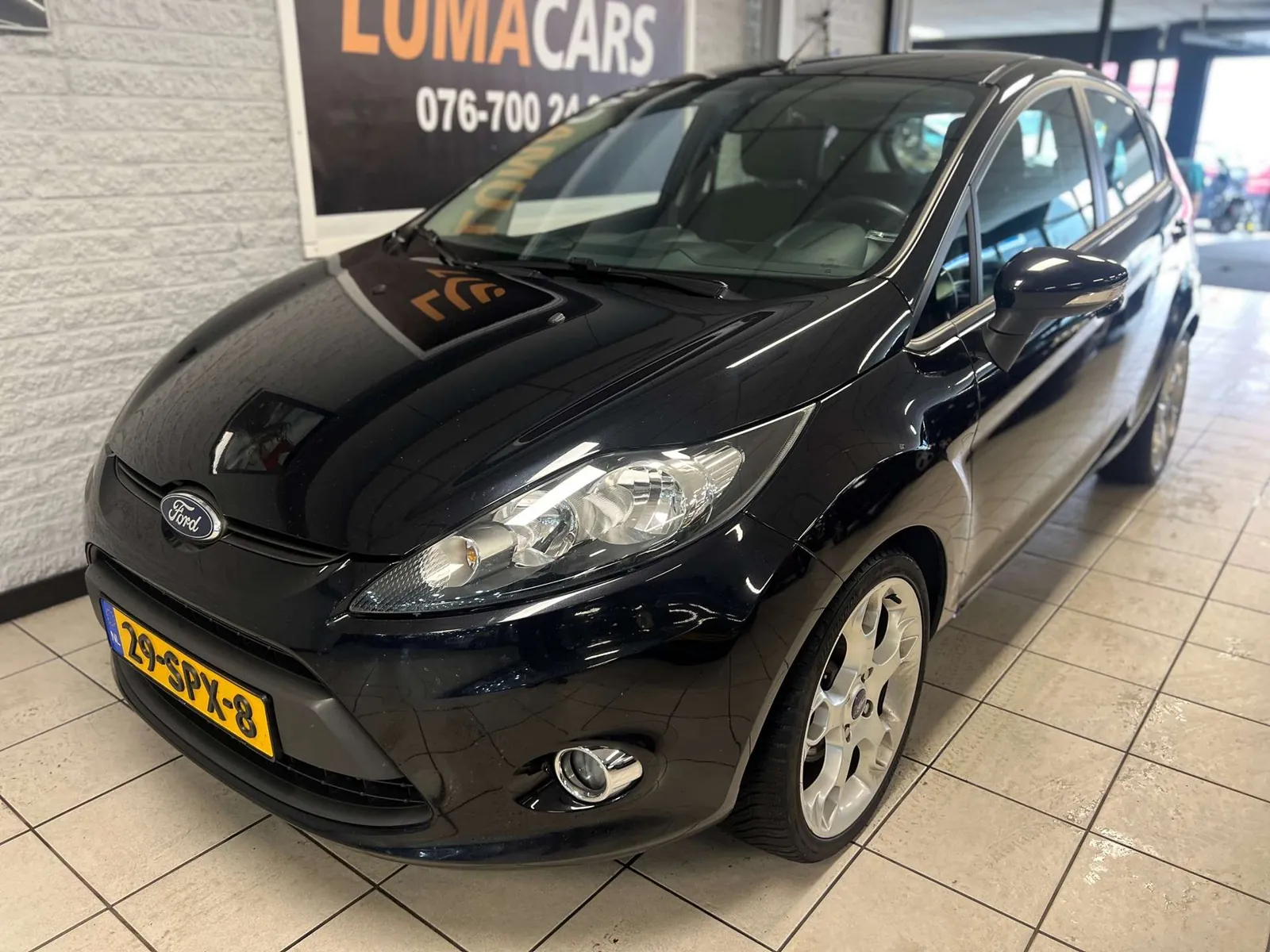Ford Fiesta 2011 photo 3