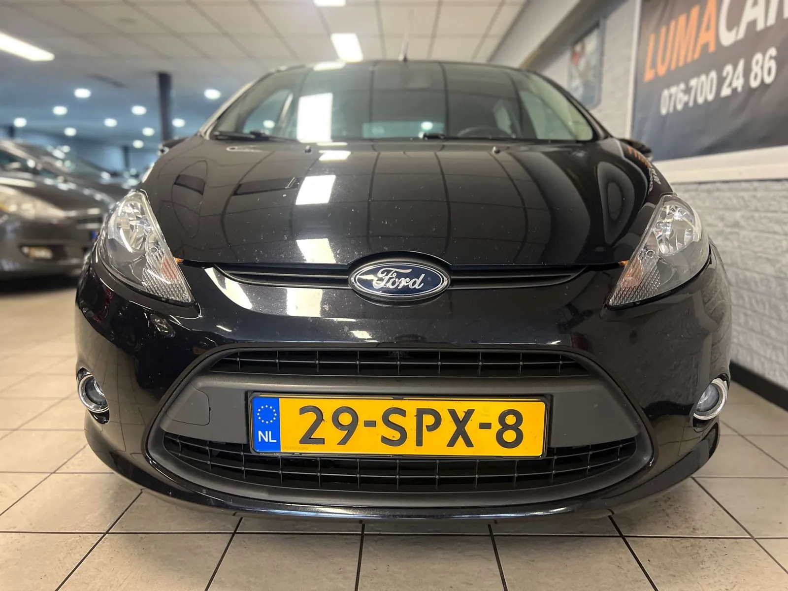 Ford Fiesta 2011 photo 2