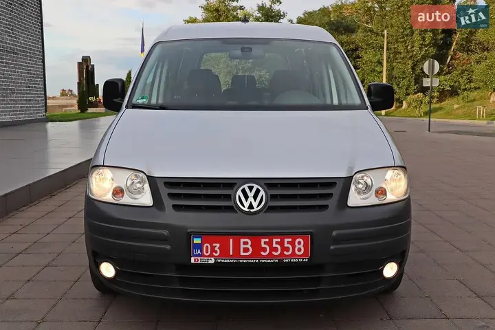 Volkswagen Caddy 2010 photo 2