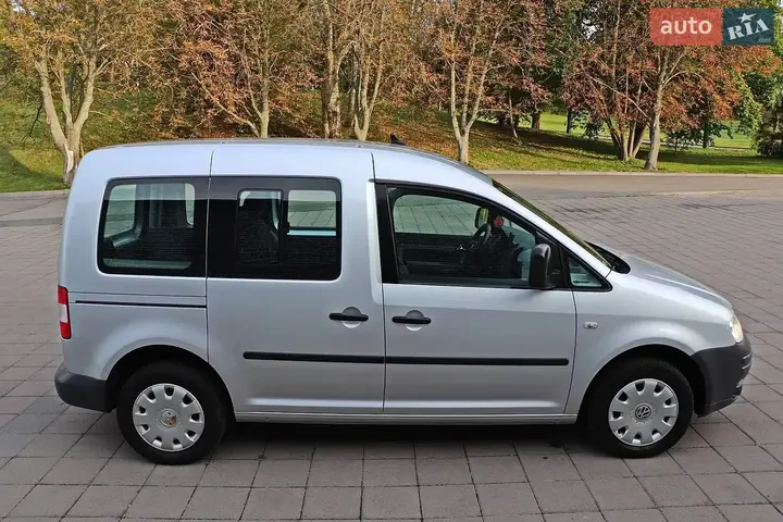 Volkswagen Caddy 2010 photo 3