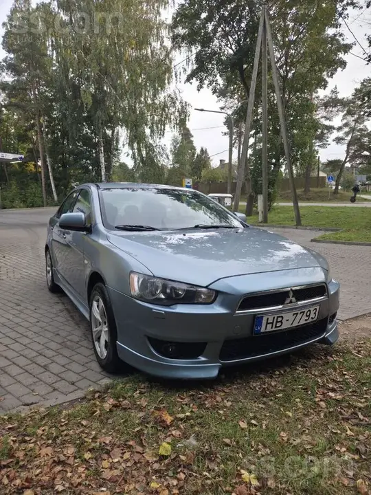 Mitsubishi Lancer