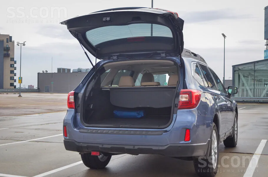Subaru Outback 2016 photo 2