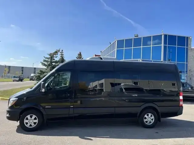 Mercedes-Benz Sprinter Van 2016 photo 2