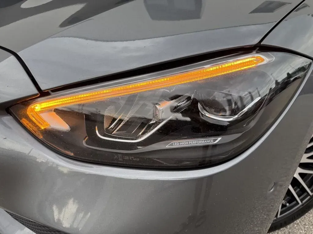 Mercedes-Benz C-Class 2023 photo 2