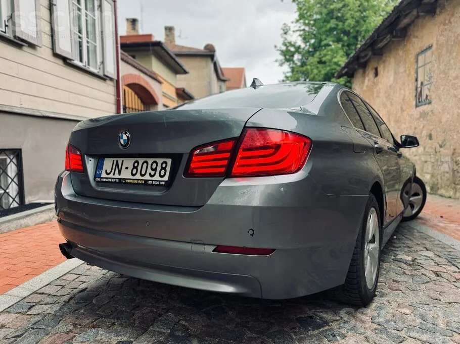 BMW 530D 2011 photo 5