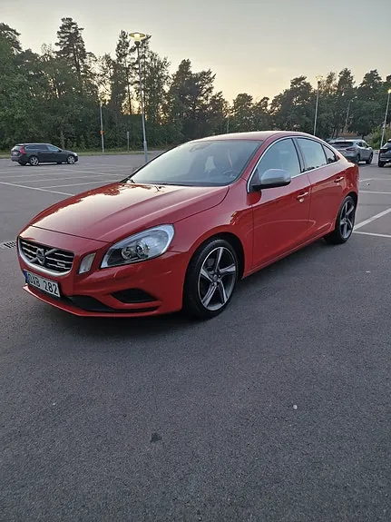 Volvo S60 2012 photo 3