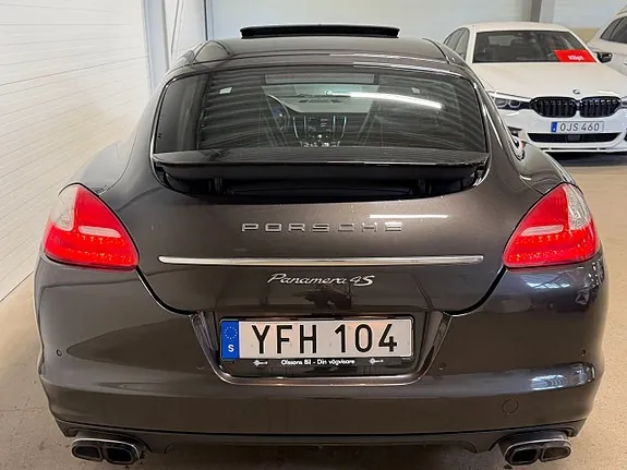 Porsche Panamera 4S 2011 photo 5