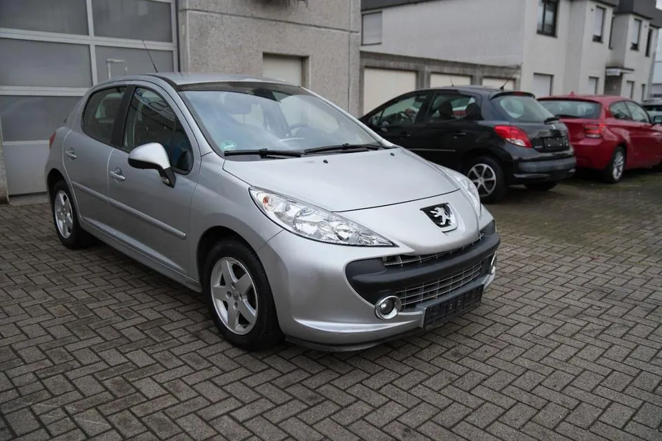 Peugeot 207
