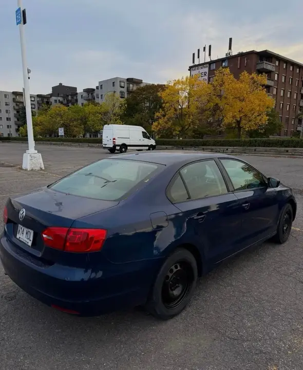 Volkswagen Jetta 2011 photo 3