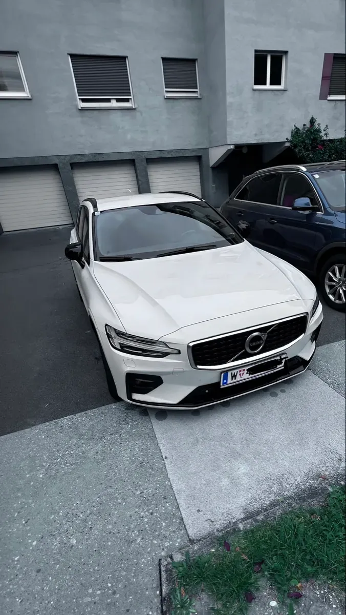 Volvo V60 2019 photo 3