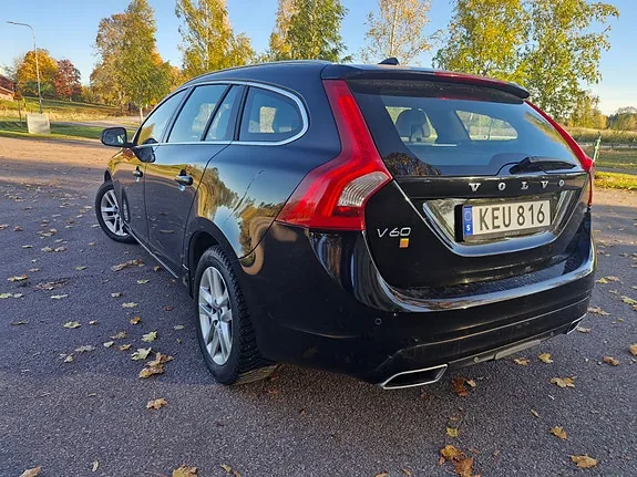 Volvo V60 2016 photo 4