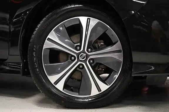 Nissan Leaf 2018 photo 3