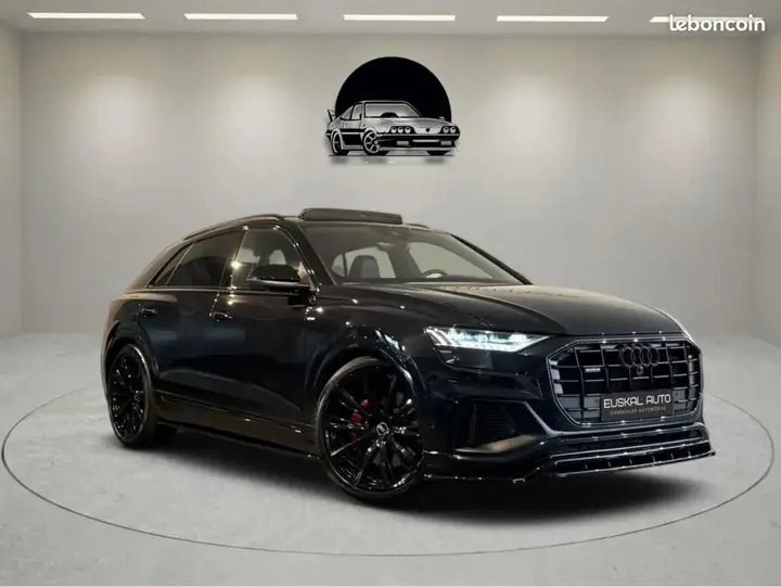 Audi Q8 2022 photo 2