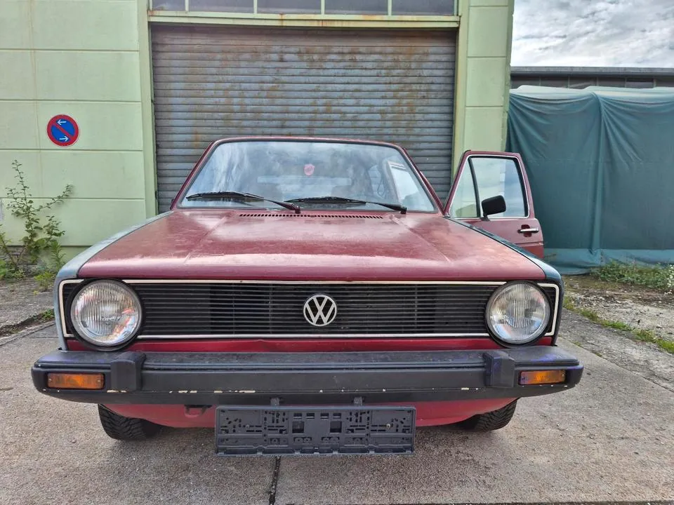 Volkswagen Golf 1