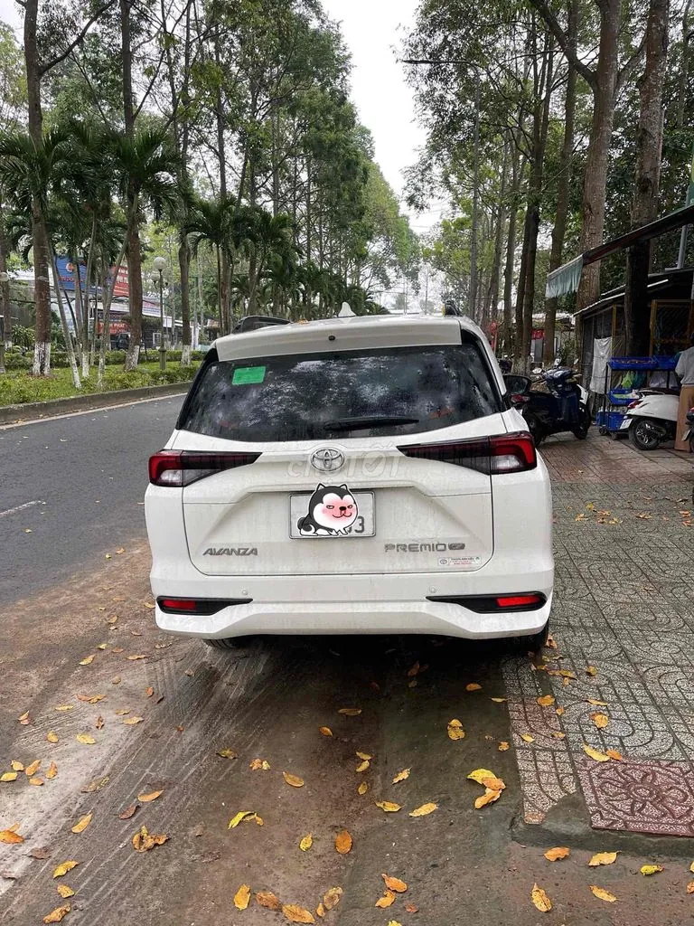 Toyota Avanza 2023 photo 2