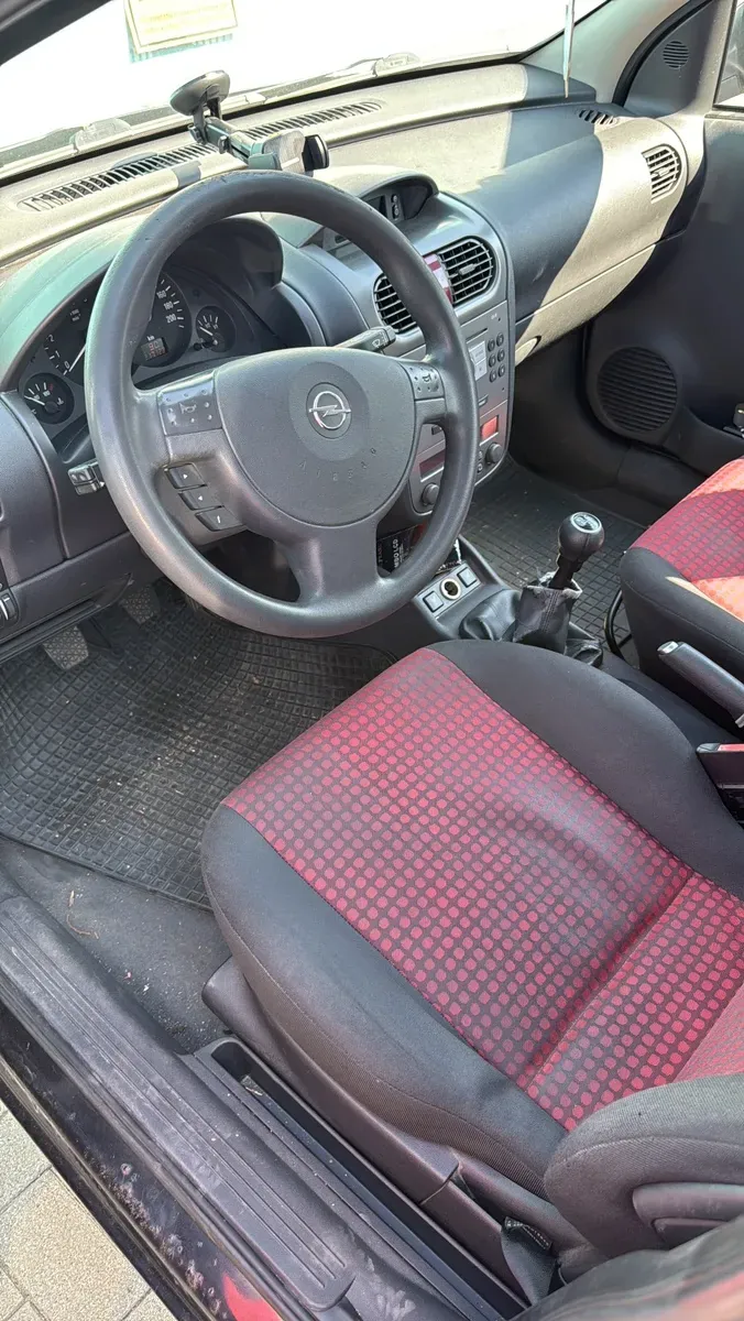 Opel Corsa 2005 photo 3