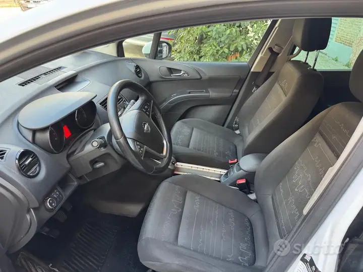 Opel Meriva 2011 photo 5