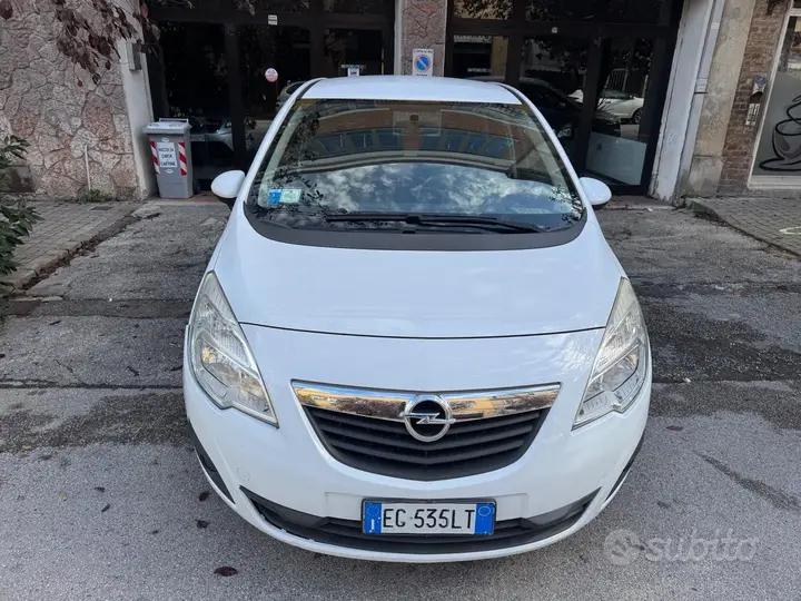 Opel Meriva 2011 photo 2