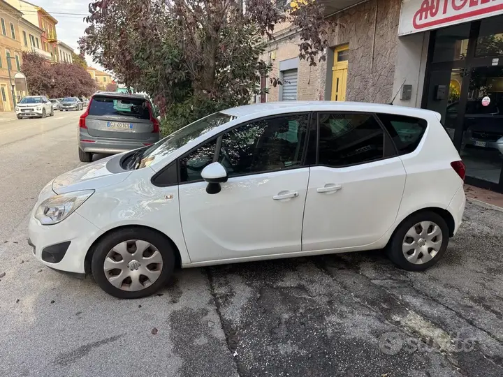 Opel Meriva 2011 photo 3