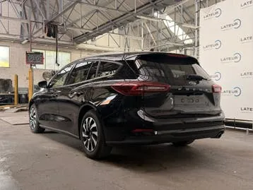 Ford Focus 2025 photo 3